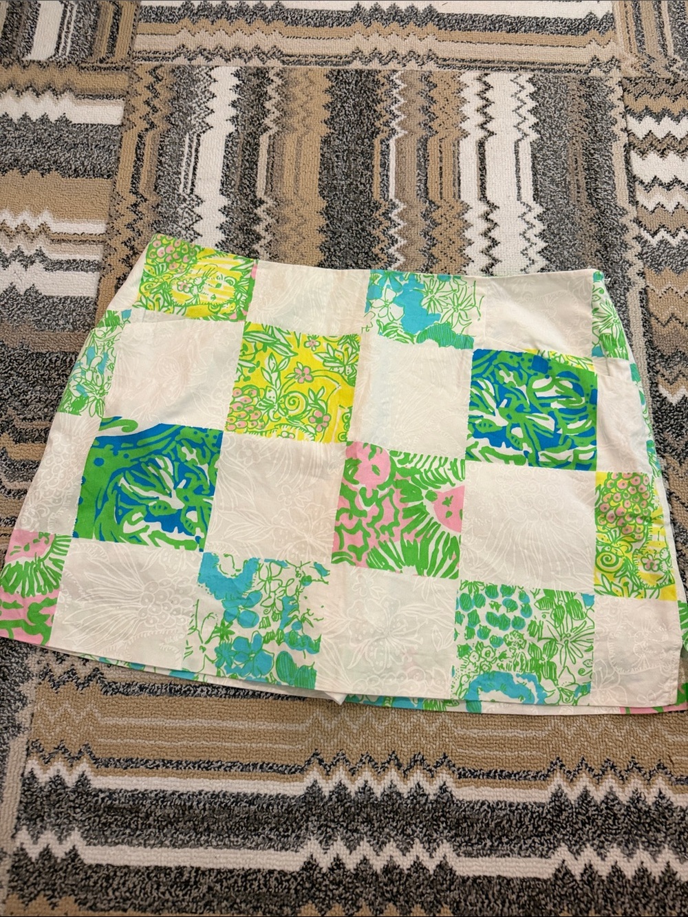 Lilly Pulitzer Patchwork Floral Mini Skirt skort size 8 EUC